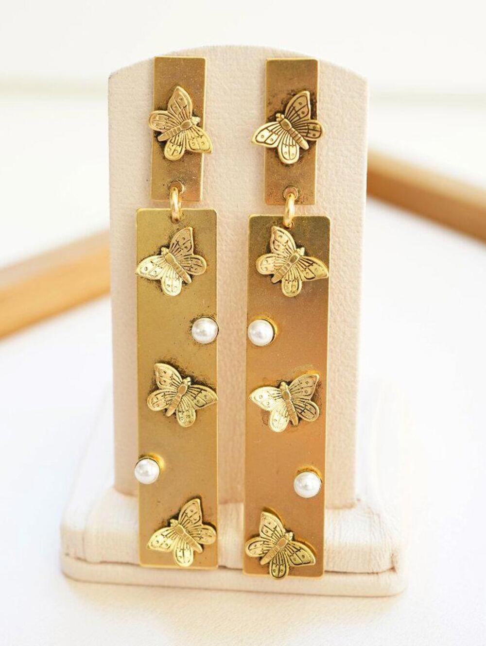 Yochi Pearly Butterfly Geo Earrings 18k Gold